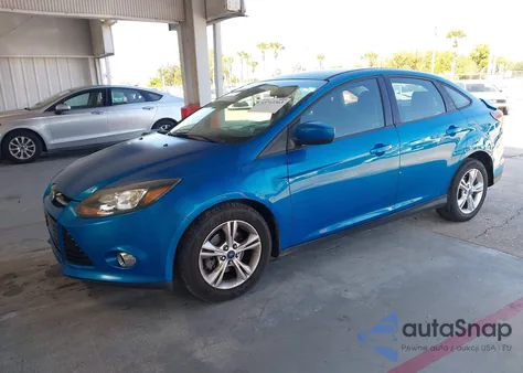 2012 Ford Focus Se z USA, uszkodzony, nr VIN 1FAHP3F29CL461943